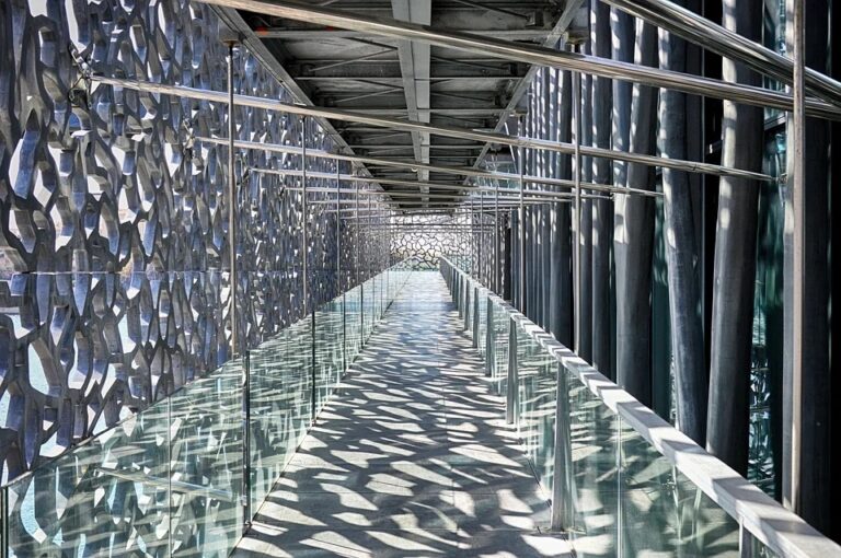 le-mucem-porte-dacces-sur-les-enjeux-et-traditions-de-la-mediterranee-3